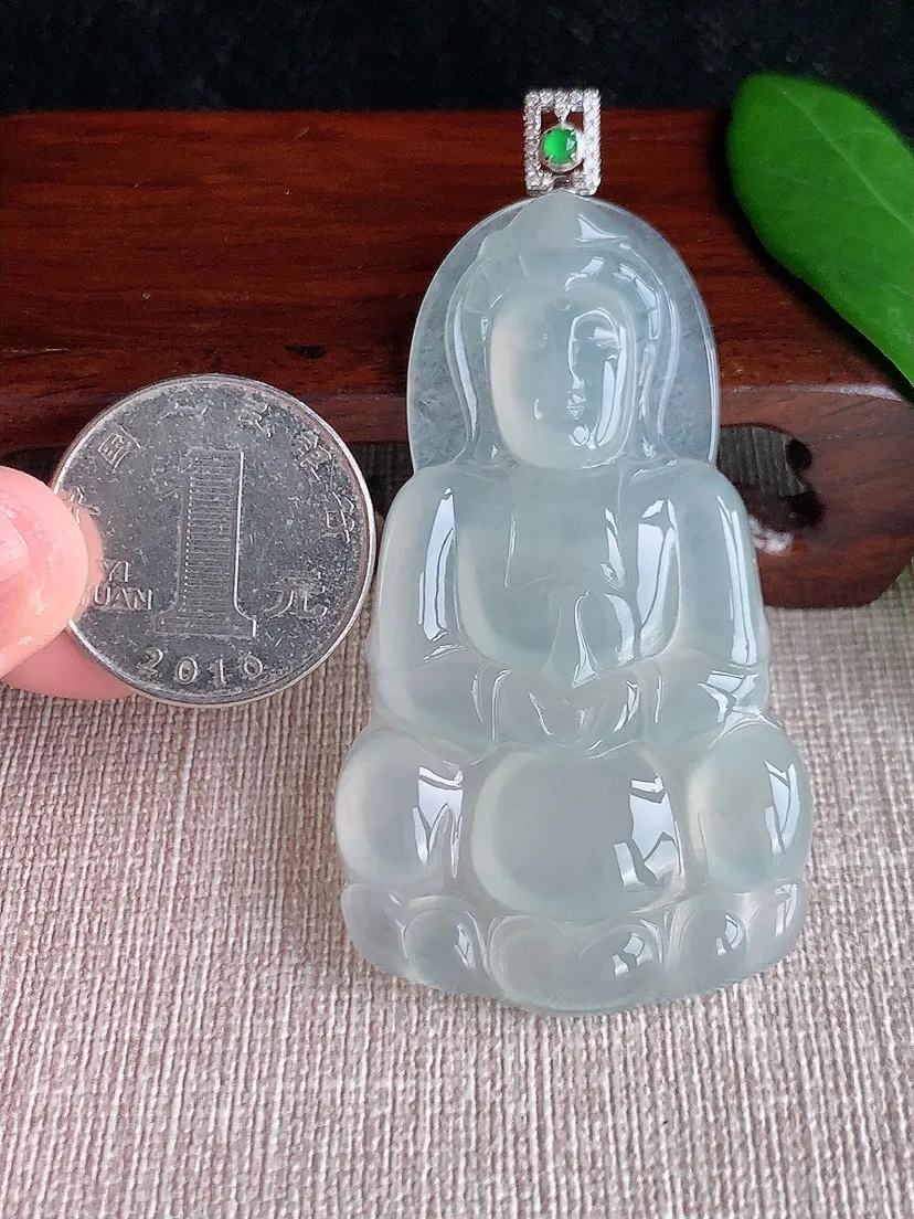 天然A货翡翠18K金伴晴水正装观音吊坠尺寸69×61×34.5×5.5m量21.60g 0701