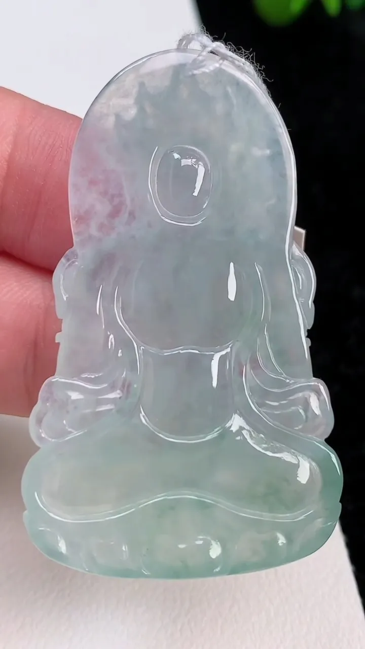 天然A货翡翠度母吊坠，尺寸51.3-31.5-6，重量:17.00g
7月2日