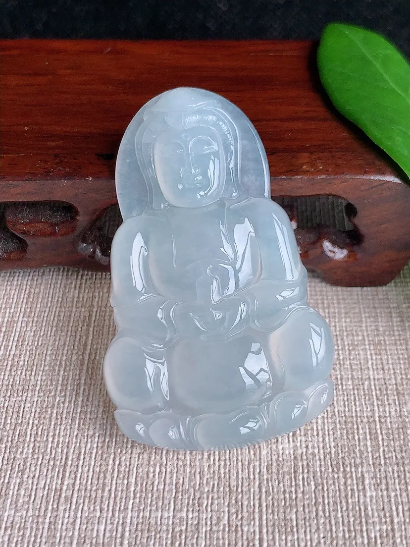 天然A货翡翠白月光正装观音吊坠尺寸54.6×34×5.5m量18.27g 0701
