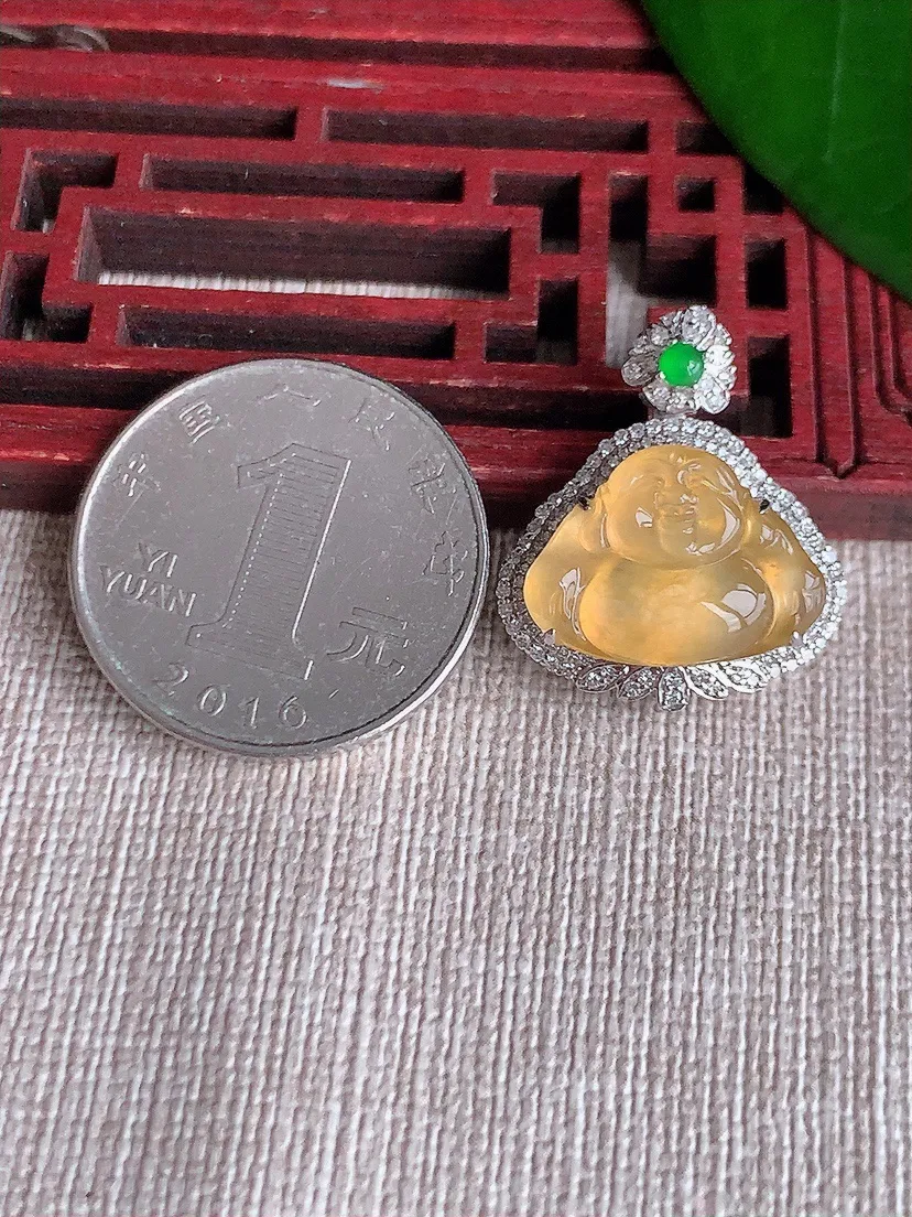 天然A货翡翠18K金伴黄翡佛公吊坠尺寸24×20.3×9裸石12.3×17m量3.82g 0701