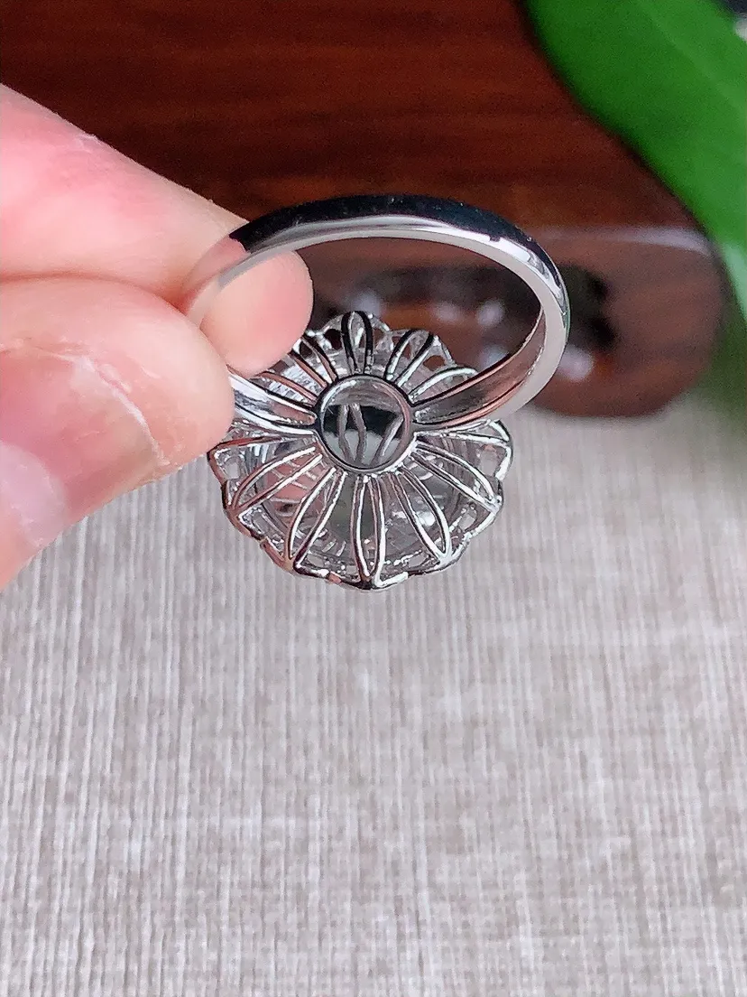 天然A货翡翠铂金伴钻镶嵌满绿蛋面戒指 圈口18裸石尺寸12×11.4mm 重量6.42g 0702