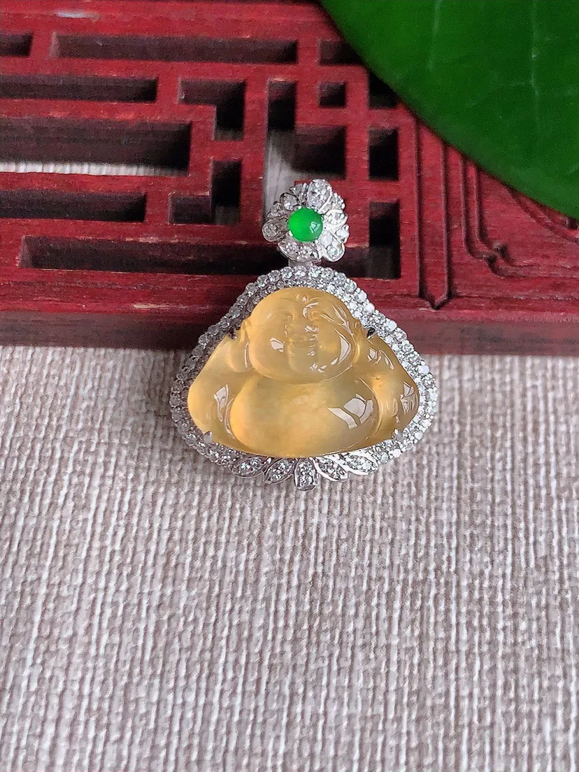 天然A货翡翠18K金伴黄翡佛公吊坠尺寸24×20.3×9裸石12.3×17m量3.82g 0701