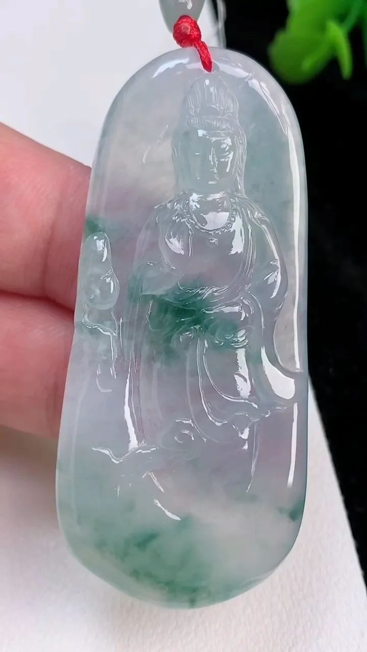 天然A货翡翠观音菩萨吊坠，尺寸60.2-27.4-5.6，重量:21.44g
7月4日