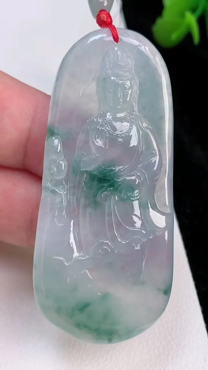 天然A货翡翠观音菩萨吊坠，尺寸60.2-27.4-5.6，重量:21.44g
7月4日