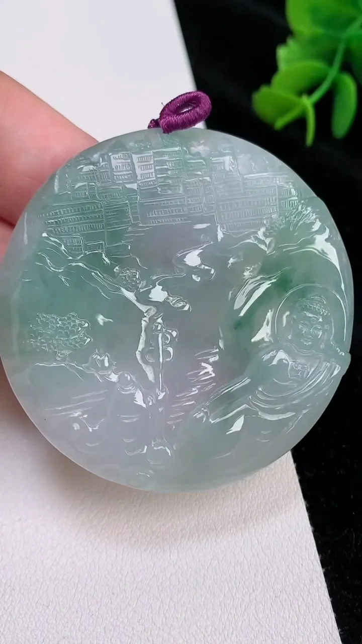 天然A货翡翠山水阿弥陀佛吊坠，尺寸52.6-5.4，重量:34.10g
7月4日