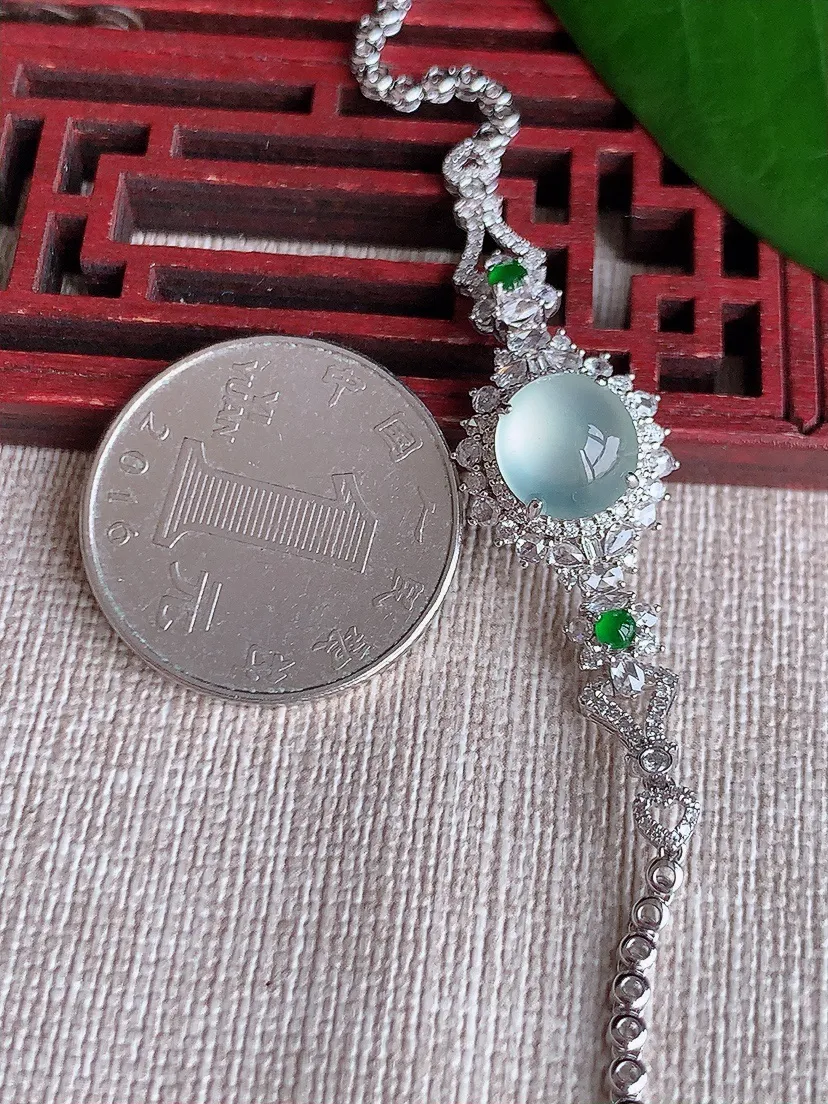 天然A货翡翠冰种18K钻镶嵌白月光蛋面手链尺寸9×8.6×10mm 重量7.17g 0703