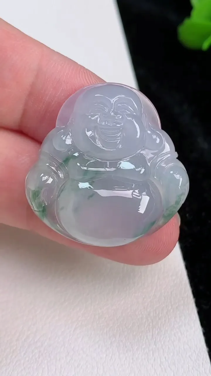天然A货翡翠佛公吊坠，尺寸28.9-28.9-6.8，重量:8.05g
7月4日