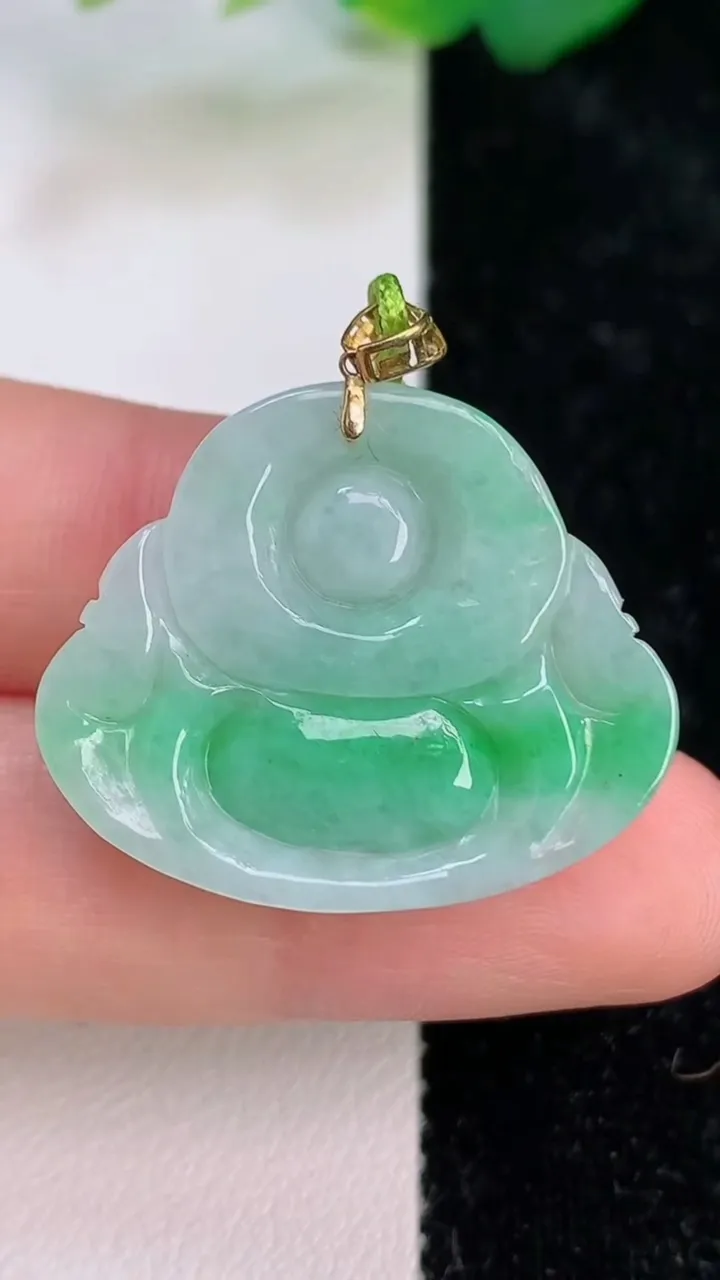天然A货翡翠佛公吊坠，尺寸24-28.8-6，重量:5.91g
7月5日