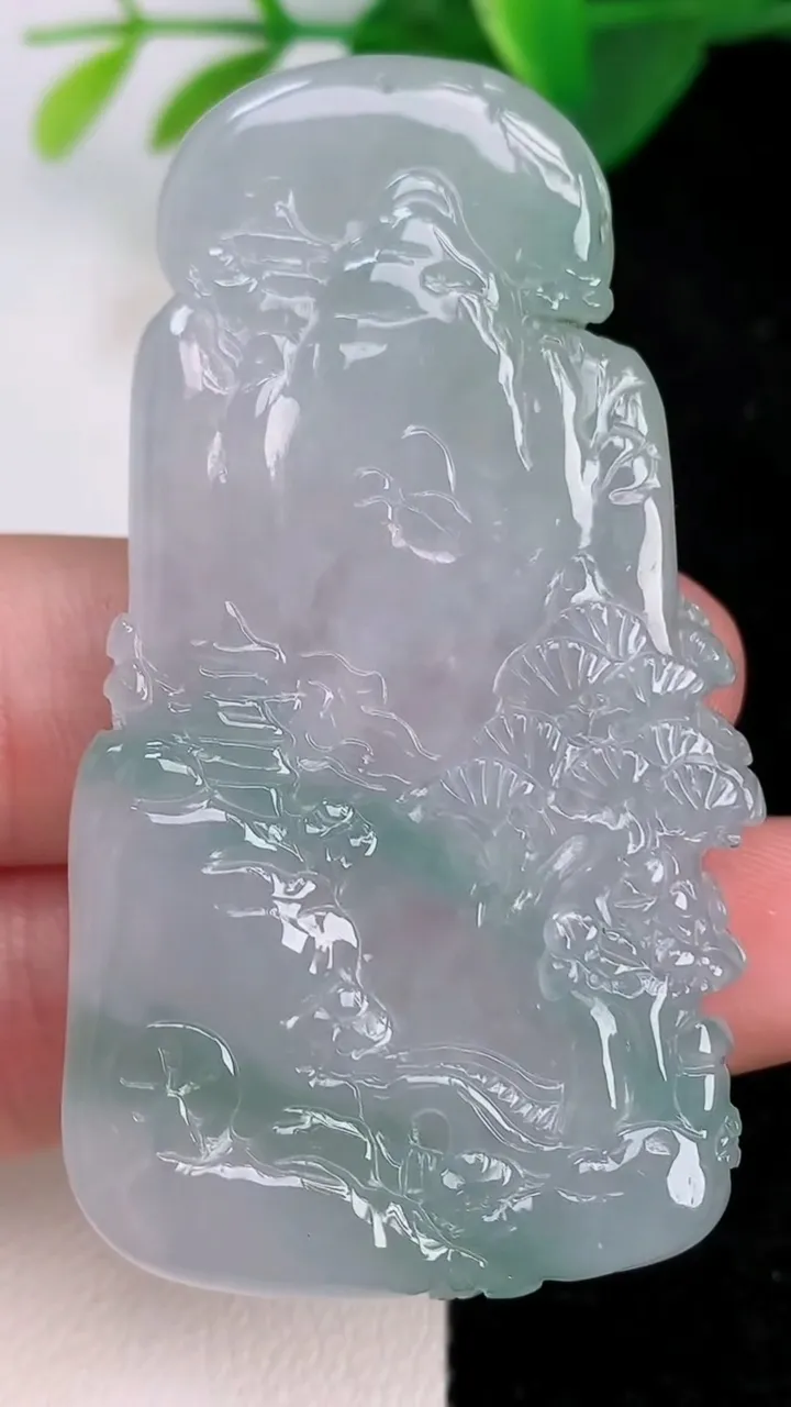 天然A货翡翠山水牌吊坠，尺寸60-32.3-8，重量:30.50g
7月5日