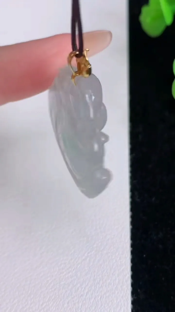 天然A货翡翠佛公吊坠，尺寸28.7-30-6，重量:7.97g
7月5日