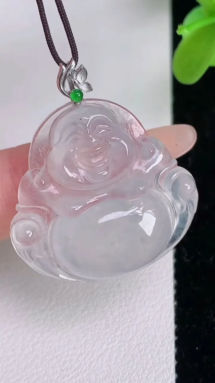 天然A货翡翠种佛公吊坠，尺寸27.6-29-6，重量:7.37g
7月5日