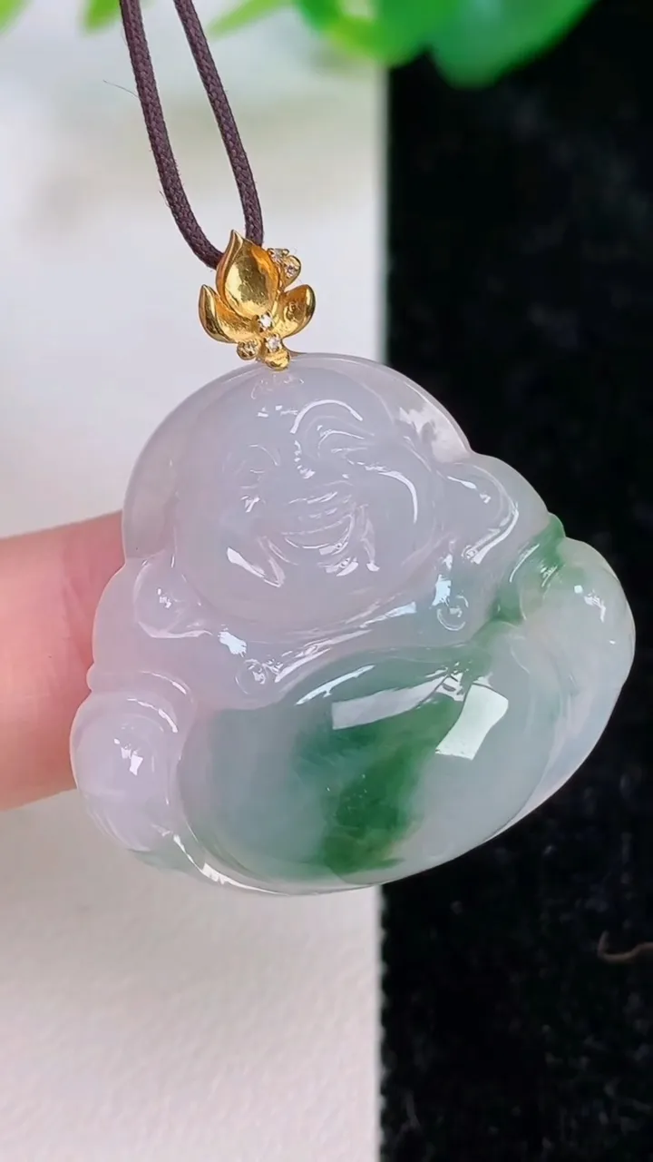 天然A货翡翠18k金飘花佛公吊坠，尺寸27-29.2-6，重量:7.00g
7月5日