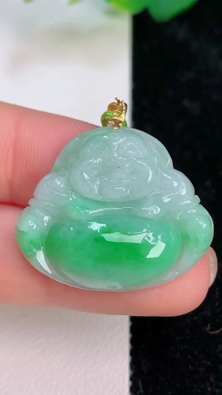 天然A货翡翠佛公吊坠，尺寸24-28.8-6，重量:5.91g
7月5日