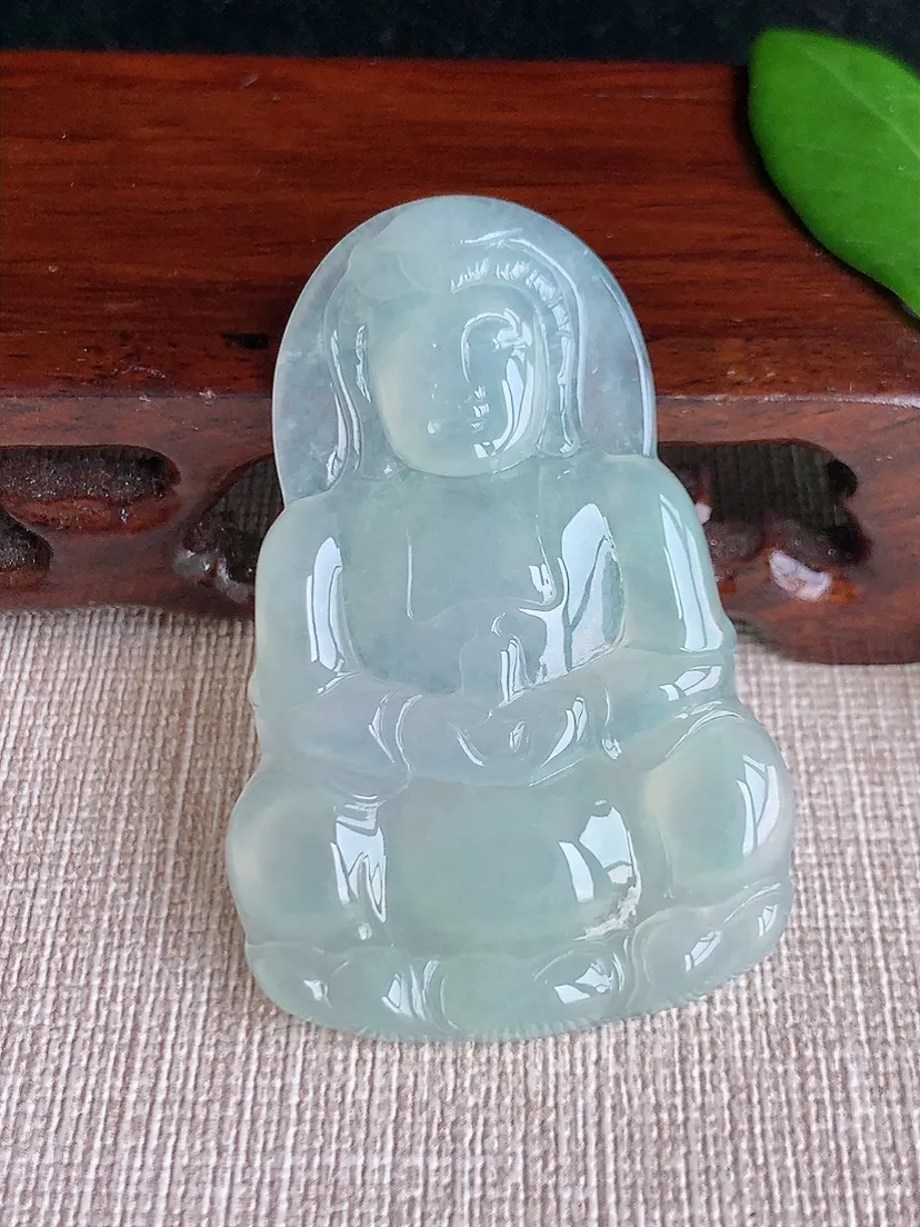天然A货翡翠晴水正装观音吊坠尺寸52×34.6×5m量16.28g 0704