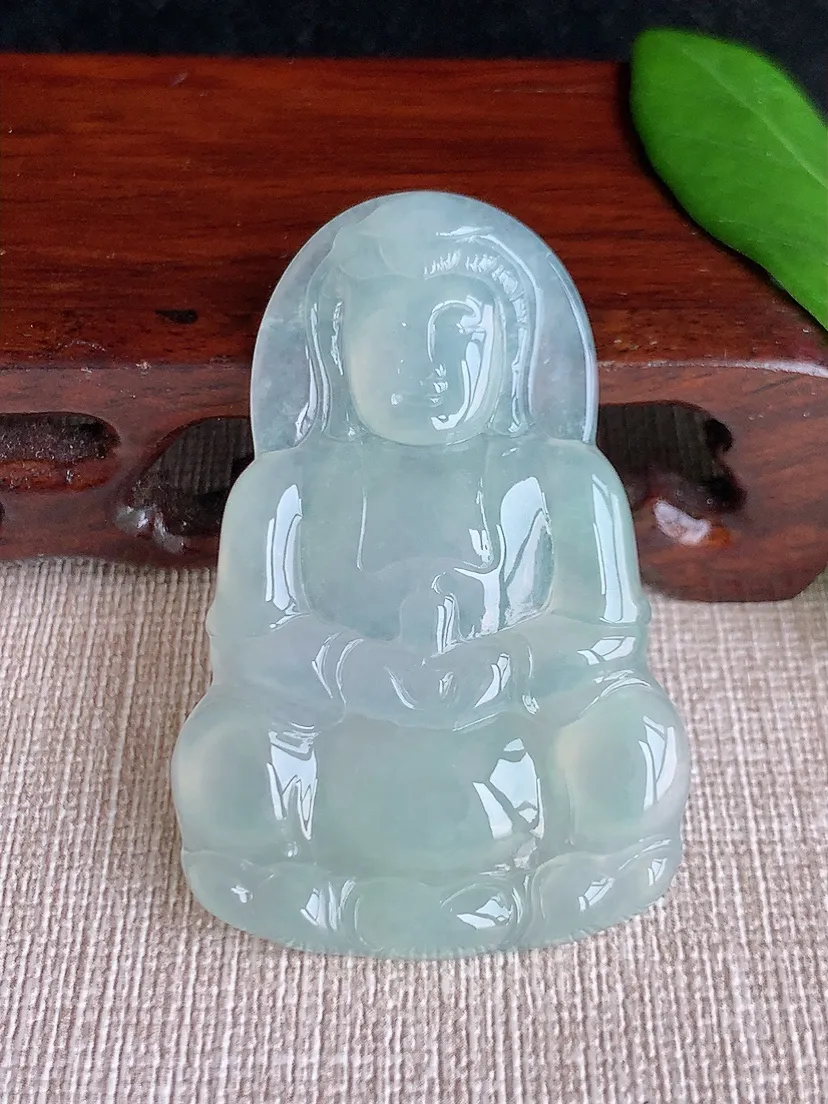 天然A货翡翠晴水正装观音吊坠尺寸52×34.6×5m量16.28g 0704