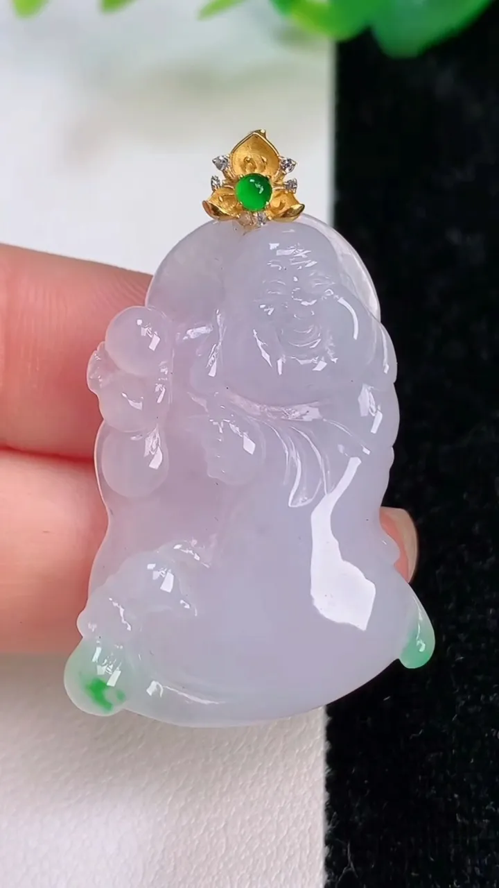 天然A货翡翠佛公吊坠，尺寸35.2-26-6，重量:9.64g
7月6日