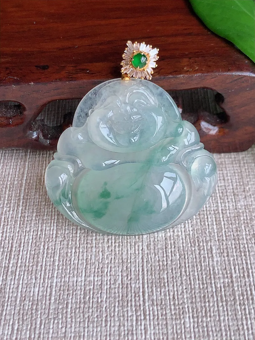 天然A货翡翠18K金伴飘花佛公吊坠 尺寸43×33.2×36.5×6.3m量12.95g 0704