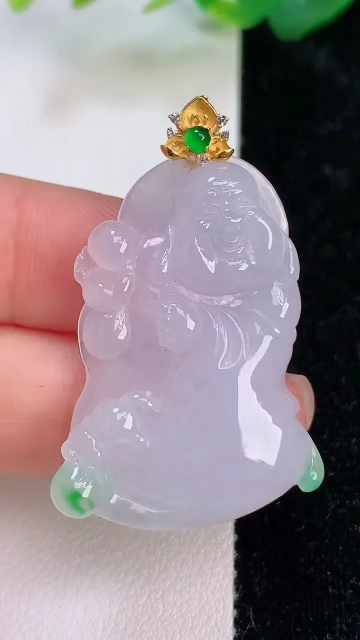 天然A货翡翠佛公吊坠，尺寸35.2-26-6，重量:9.64g
7月6日