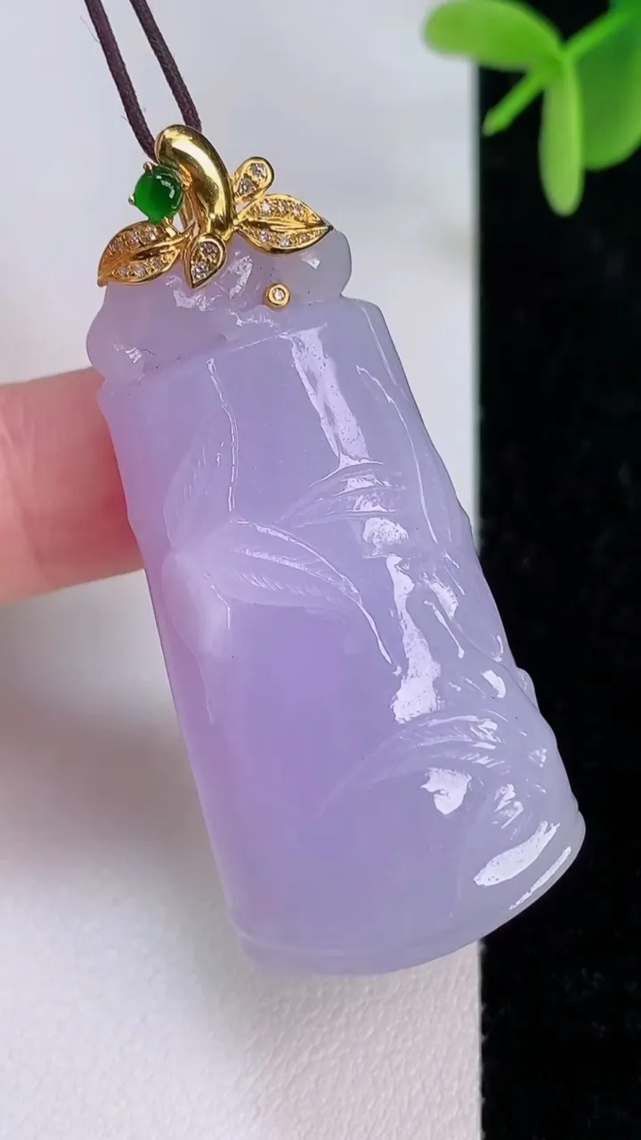 天然A货翡翠18k金紫罗兰节节高升 竹节吊坠，尺寸45.3-21.6-10.6，重量:20.66g
