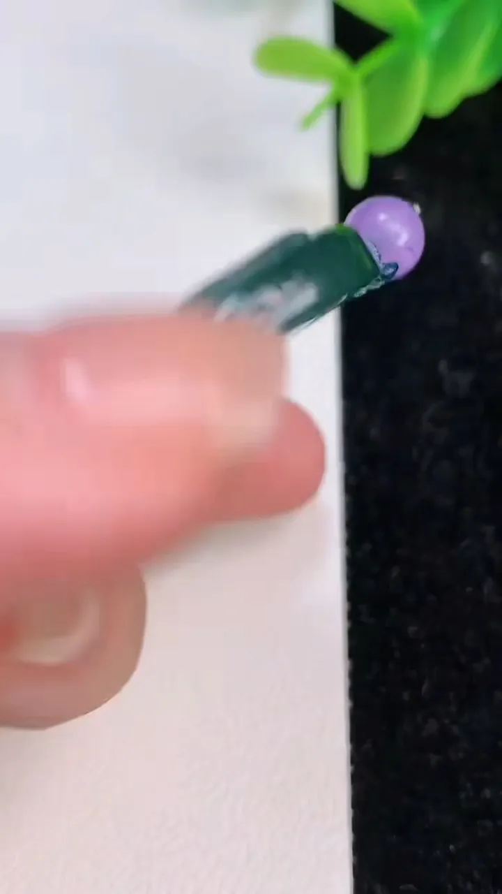 天然A货翡翠蓝水大势至观音菩萨吊坠，尺寸57-43-5.6，重量:28.40g
7月7日