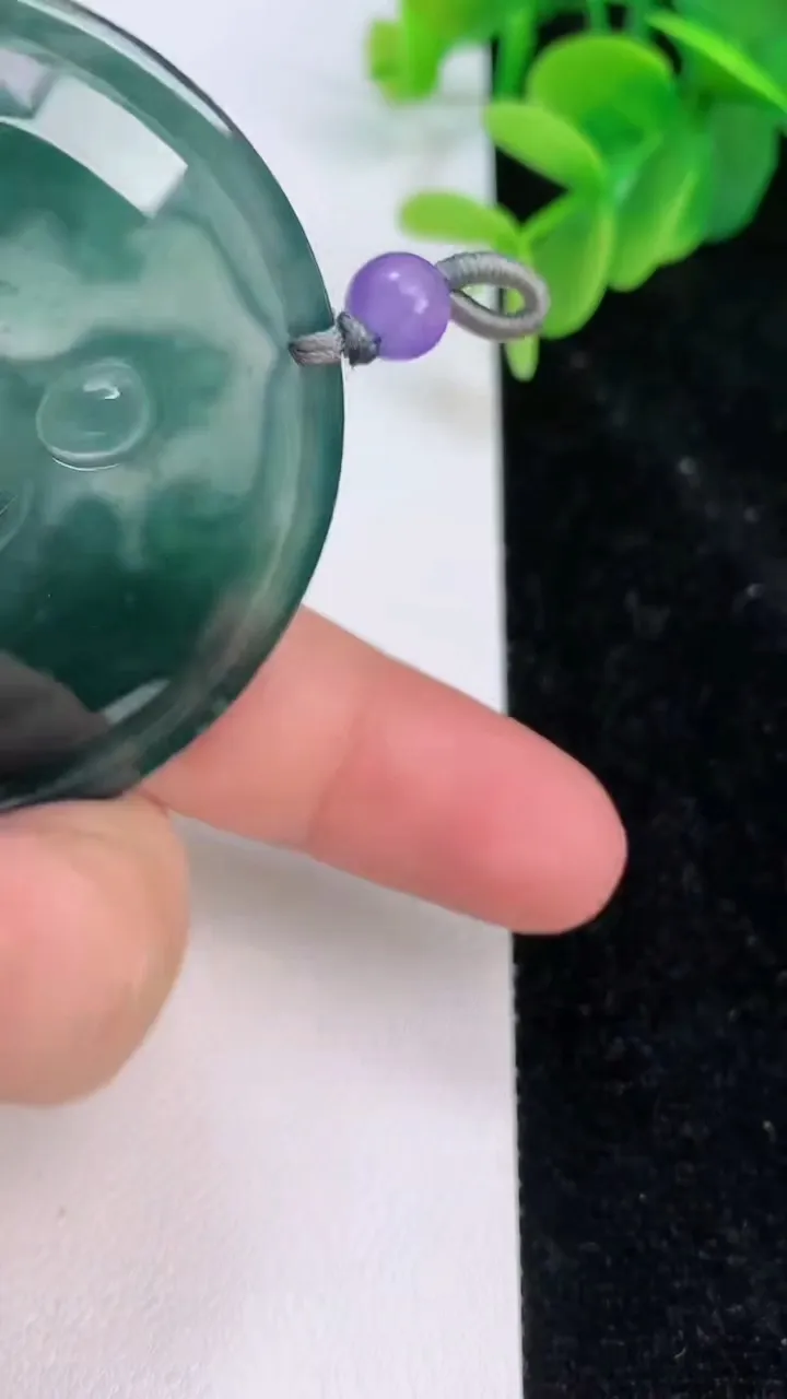 天然A货翡翠蓝水普贤菩萨吊坠，尺寸53.4-5，重量:28.91g
7月7日