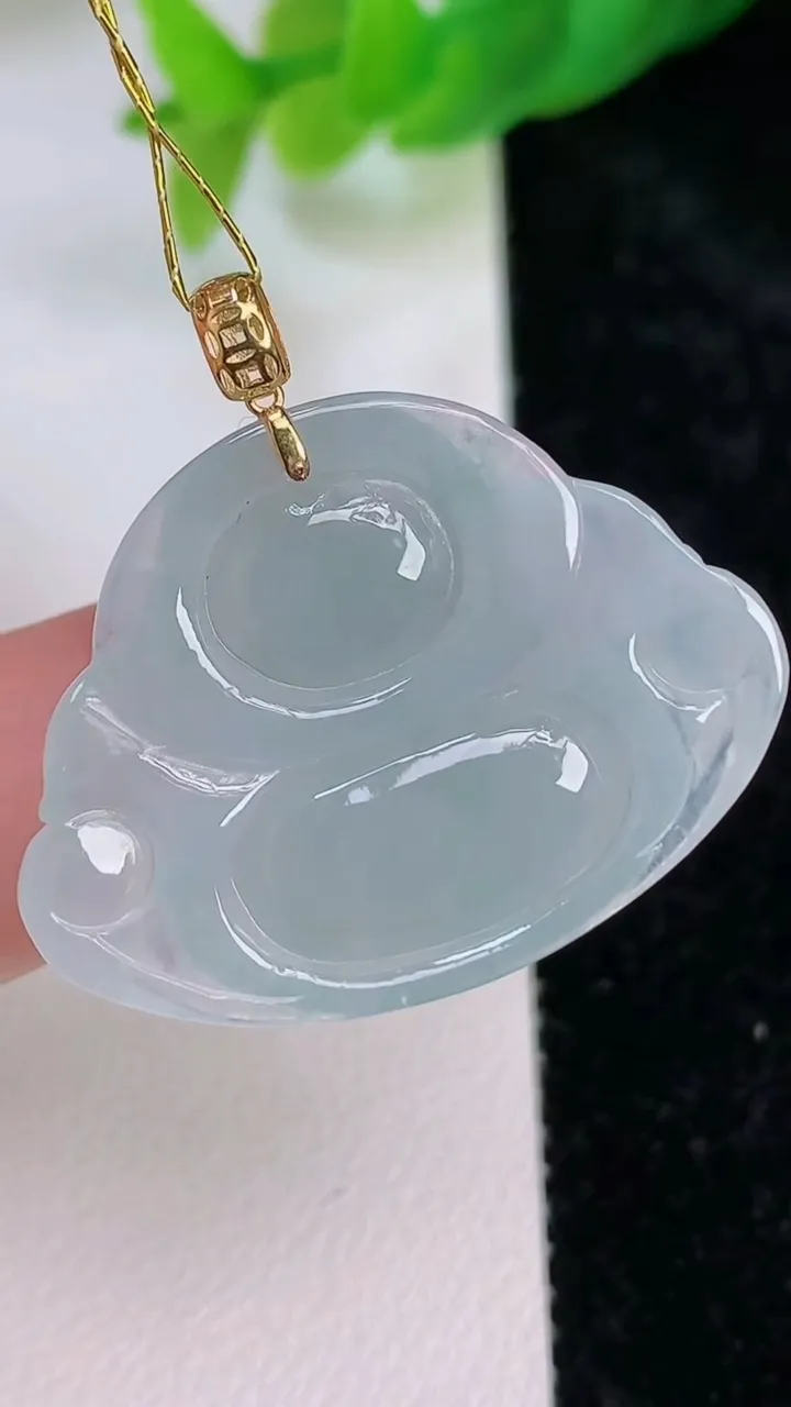 天然A货翡翠佛公吊坠，尺寸23.3-29.3-6，重量:6.46g
7月9日