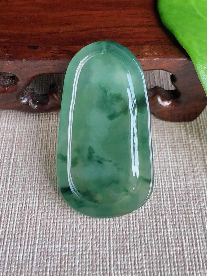 天然A货翡翠飘花普贤菩萨吊坠尺寸45.7×25×5m量10.90g 0709