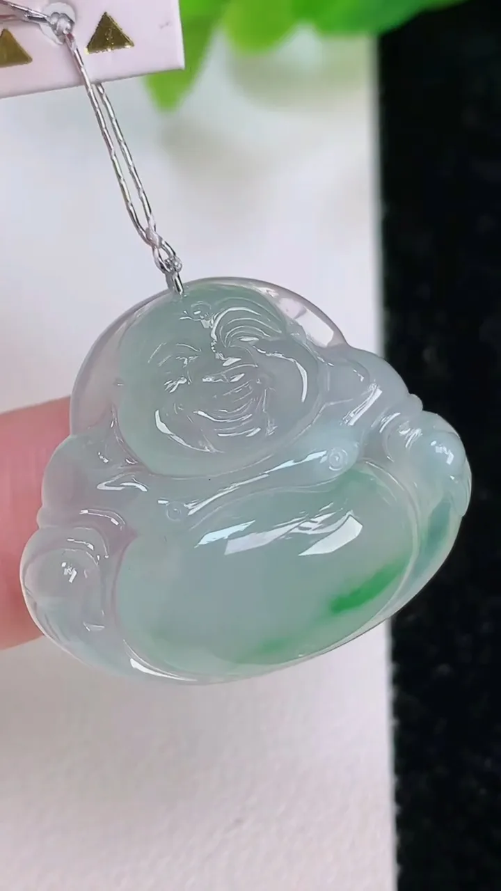 天然A货翡翠佛公吊坠，尺寸21.8-26-6.4，重量:5.22g
7月10日