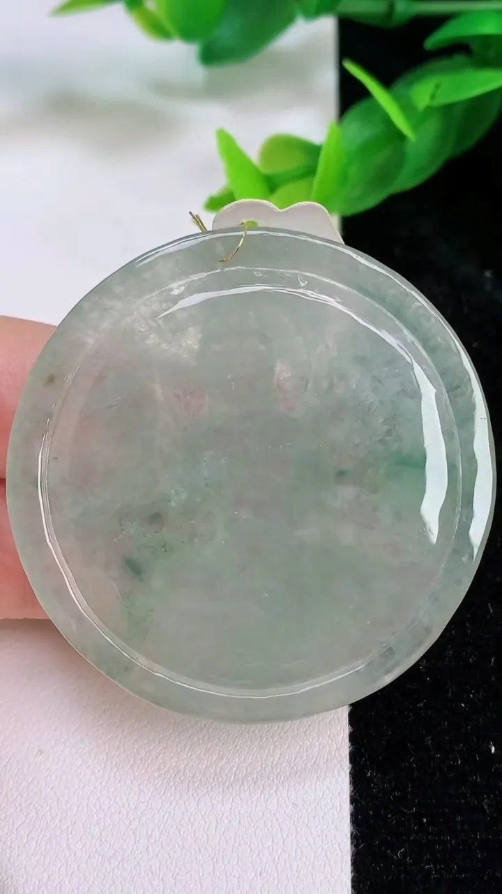 天然A货翡翠虚空藏观音菩萨吊坠，尺寸50.3-5，重量:23.50g
7月10日