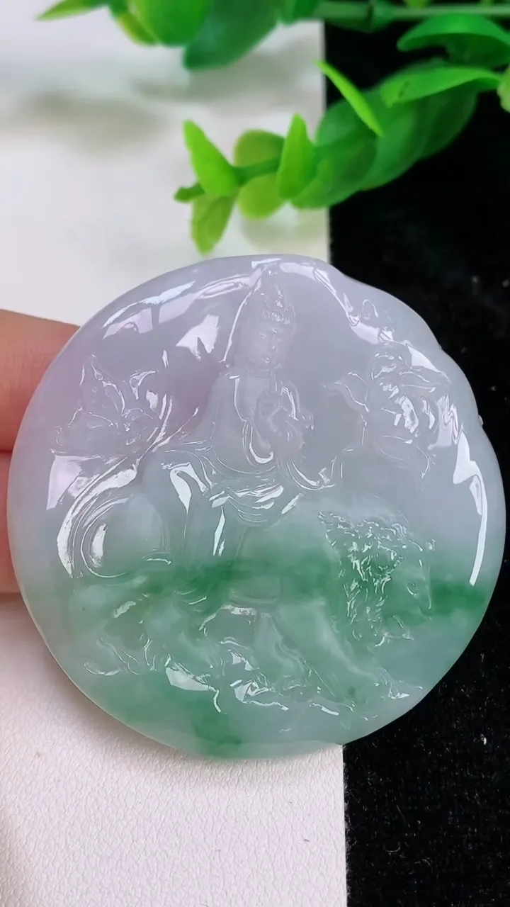 天然A货翡翠文殊菩萨吊坠，尺寸55-5，重量:36.34g
7月10日