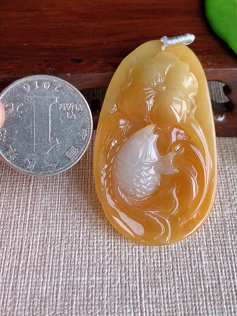 天然A货翡翠黄翡连年有余吊坠尺寸50.5×29.7×7m量15.44g 0709