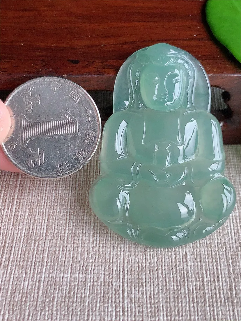 天然A货翡翠晴水正装观音吊坠尺寸49×34.6×4.3m量12.96g 0710