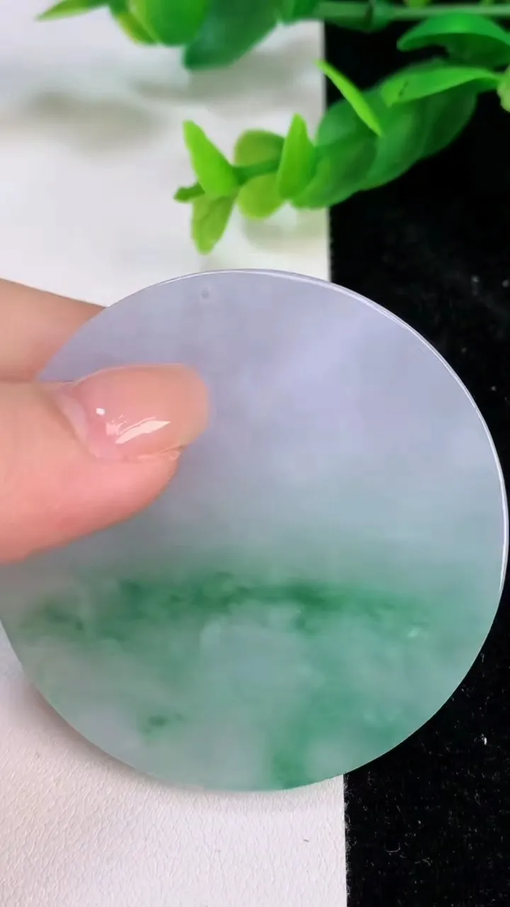 天然A货翡翠文殊菩萨吊坠，尺寸55-5，重量:36.34g
7月10日