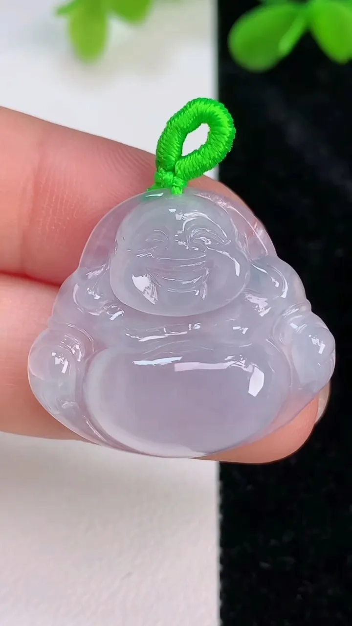天然A货翡翠冰种佛公吊坠，尺寸25.8-26.6-56，重量:6.28g
7月10日