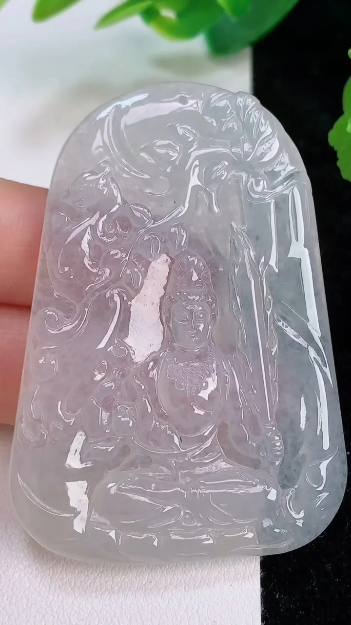 天然A货翡翠虚空藏观音菩萨吊坠，尺寸59.7-42.5-5.6，重量:31.82g
7月10日