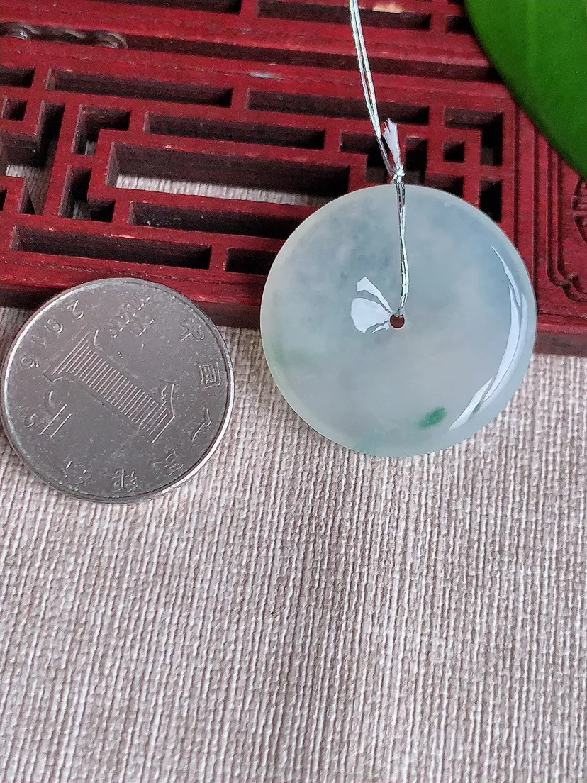 天然A货翡翠飘花平安扣吊坠尺寸29.5×4.8m量9.59g 0710