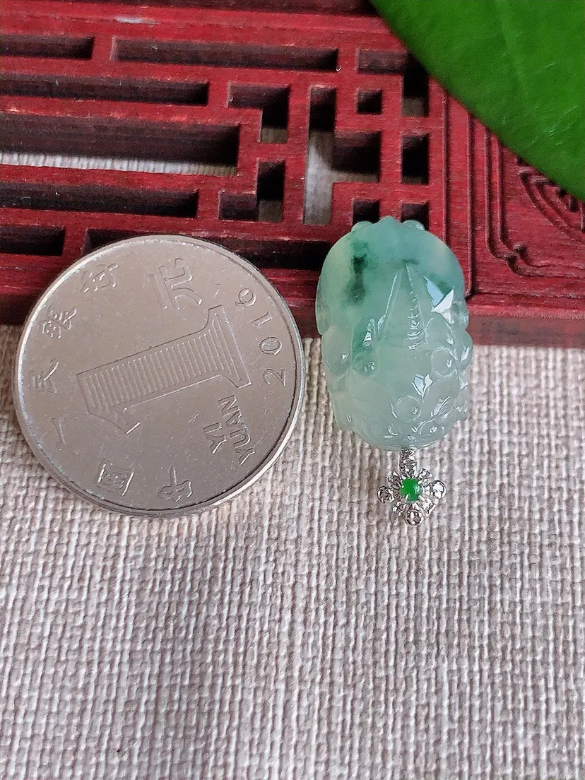 天然A货翡翠18K金扣头飘花招财貔貅吊坠尺寸27×20.6×12.8×6m量3.62g 0709