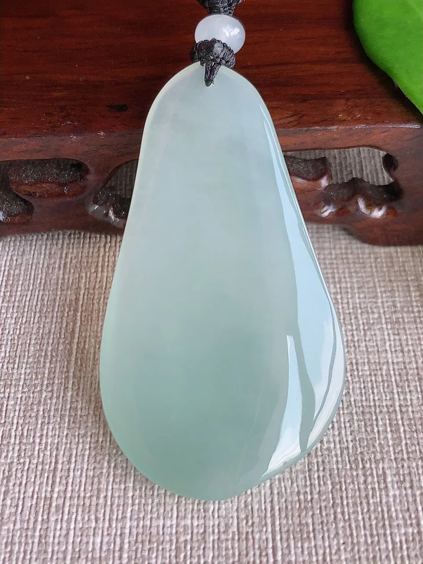 天然A货翡翠晴水无相观音吊坠尺寸56.2×31.5×7m量26.15g 0709