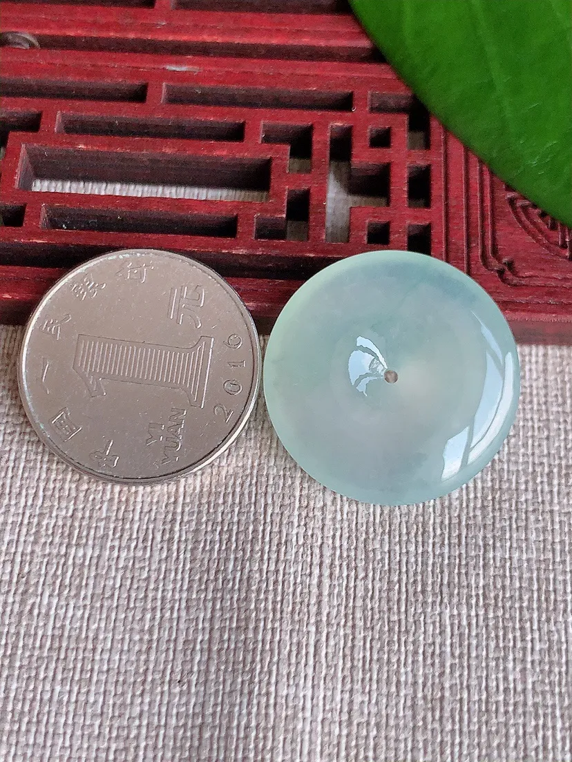 天然A货翡翠晴水平安扣吊坠尺寸25.8×5.3m量7.44g 0709