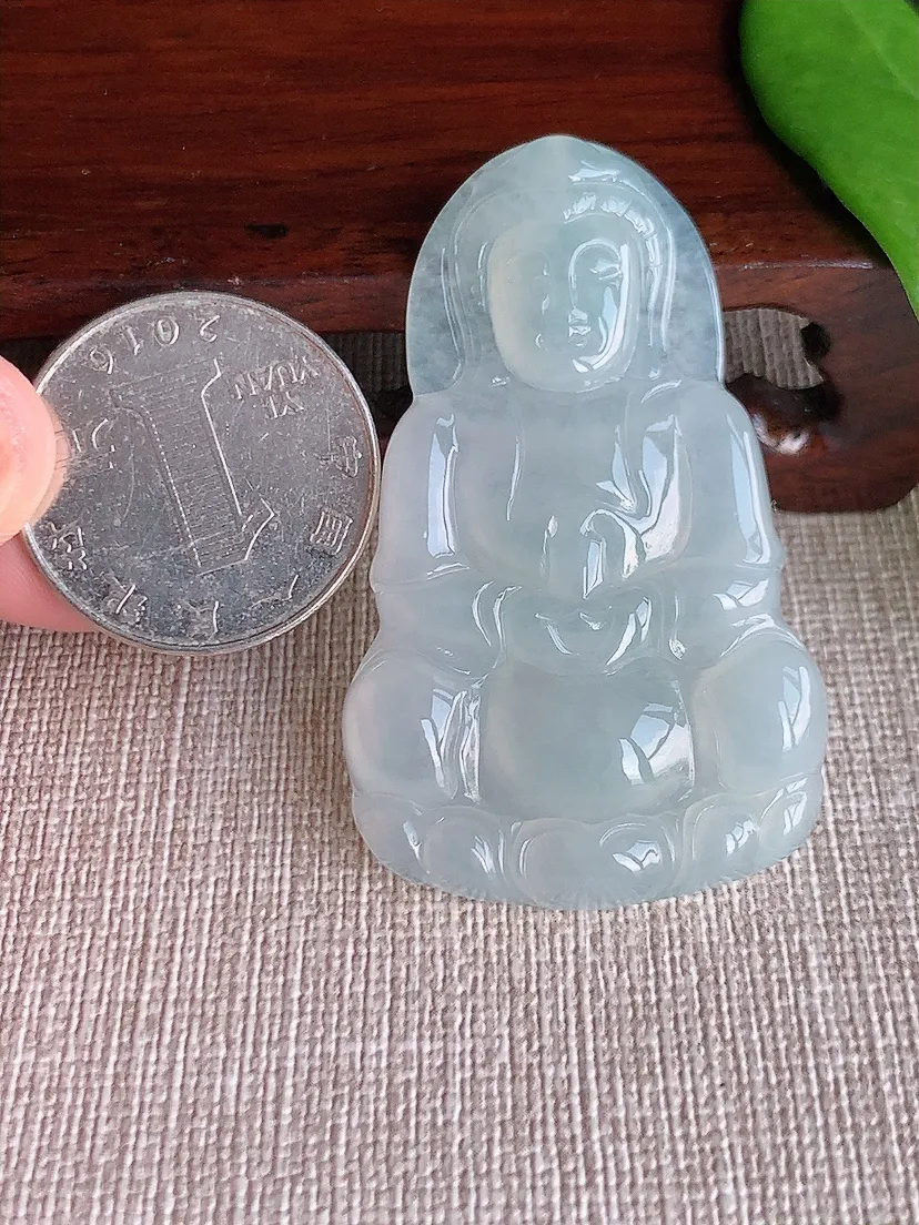 天然A货翡翠白月光正装观音吊坠尺寸52×31.8×5.4m量16.20g 0709