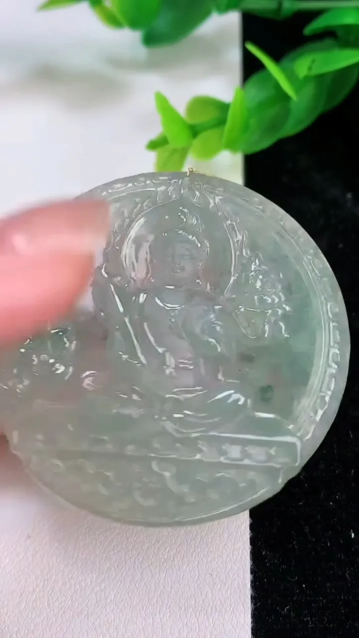 天然A货翡翠虚空藏观音菩萨吊坠，尺寸50.3-5，重量:23.50g
7月10日