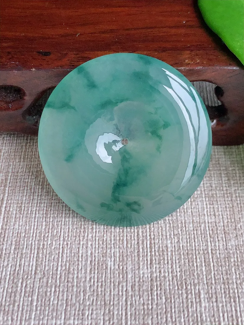 天然A货翡翠飘花大平安扣吊坠尺寸36.8×5.8m量16.84g 0710