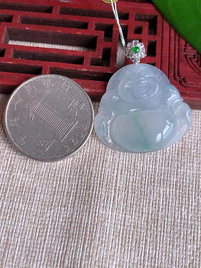 天然A货翡翠18K金伴飘绿佛公吊坠尺寸31.3×24×27×5.3m量6.23g 0710
