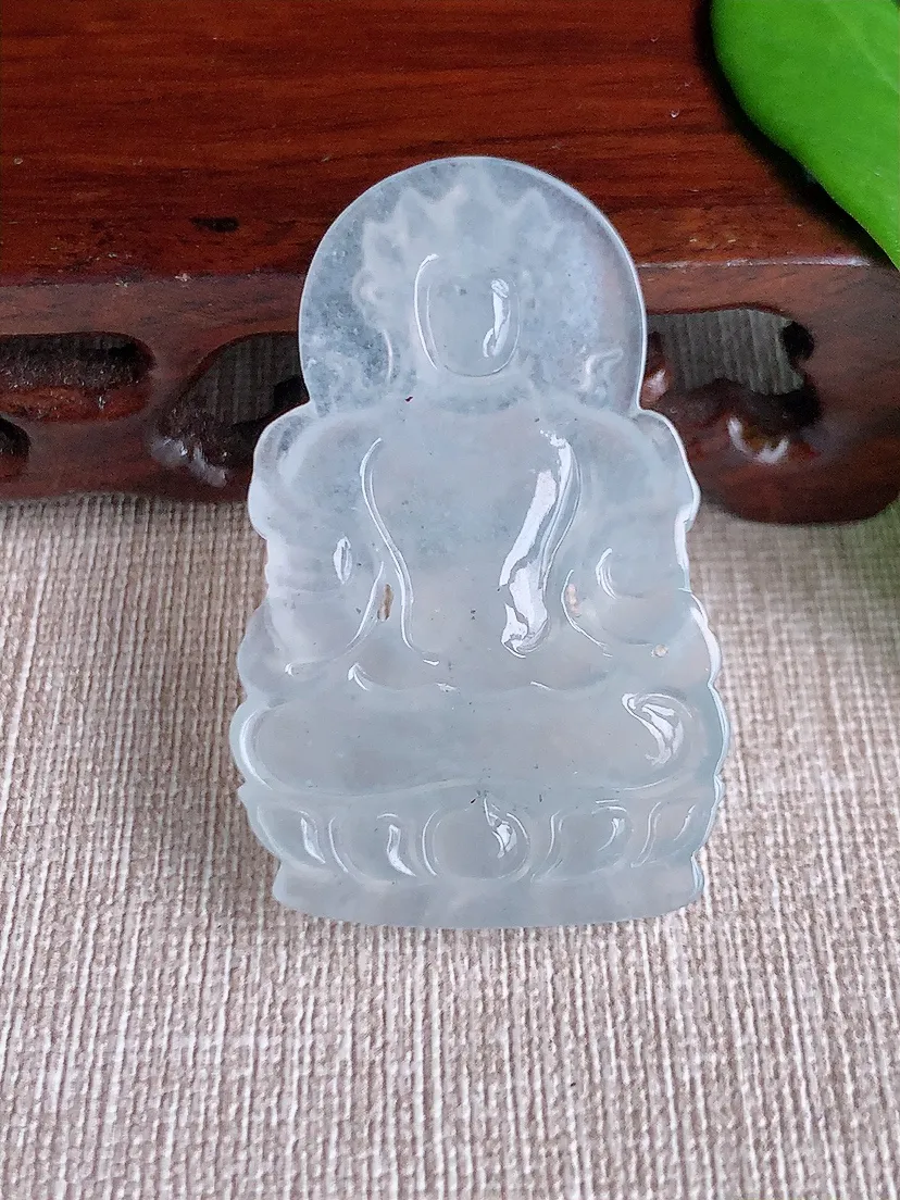 天然A货翡翠白月光度母观件尺寸47.2×30.3×5m量13.93g 0710