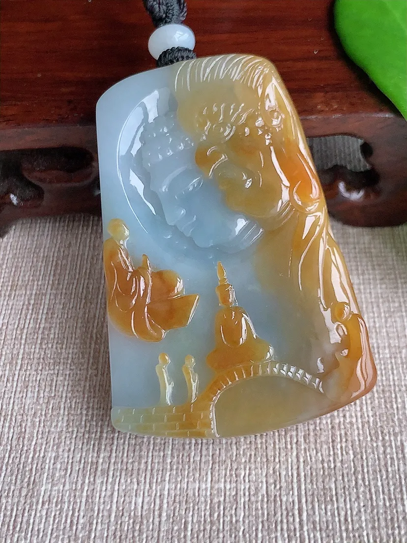 天然A货翡翠冰润紫底飘黄翡一念之间吊坠尺寸54.3×37×9m量46.70g 0710