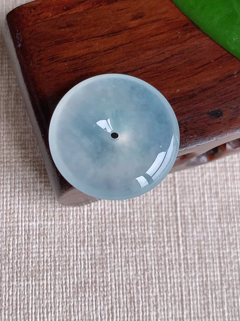 天然A货翡翠白月光平安扣吊坠尺寸24.8×6m量7.85g 0710