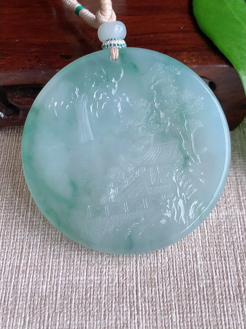 天然A货翡翠飘花意境山水牌吊坠尺寸51.5×5.4m量39.58g 0710