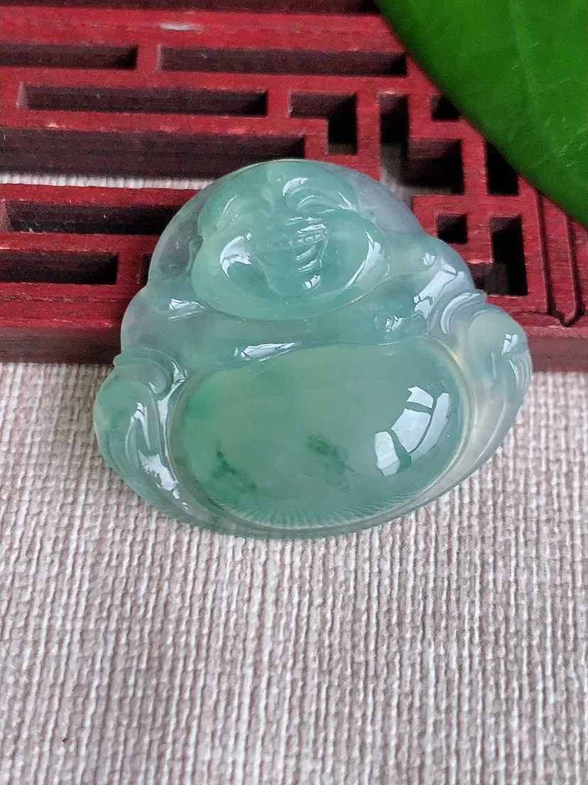 天然A货翡翠飘花佛公吊坠尺寸29.4×33.3×6m量8.68g 0710