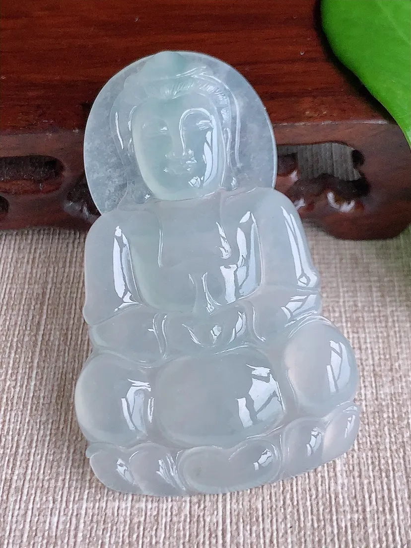 天然A货翡翠白月光正装观音吊坠尺寸61.5×37.4×5m量20.80g 0710