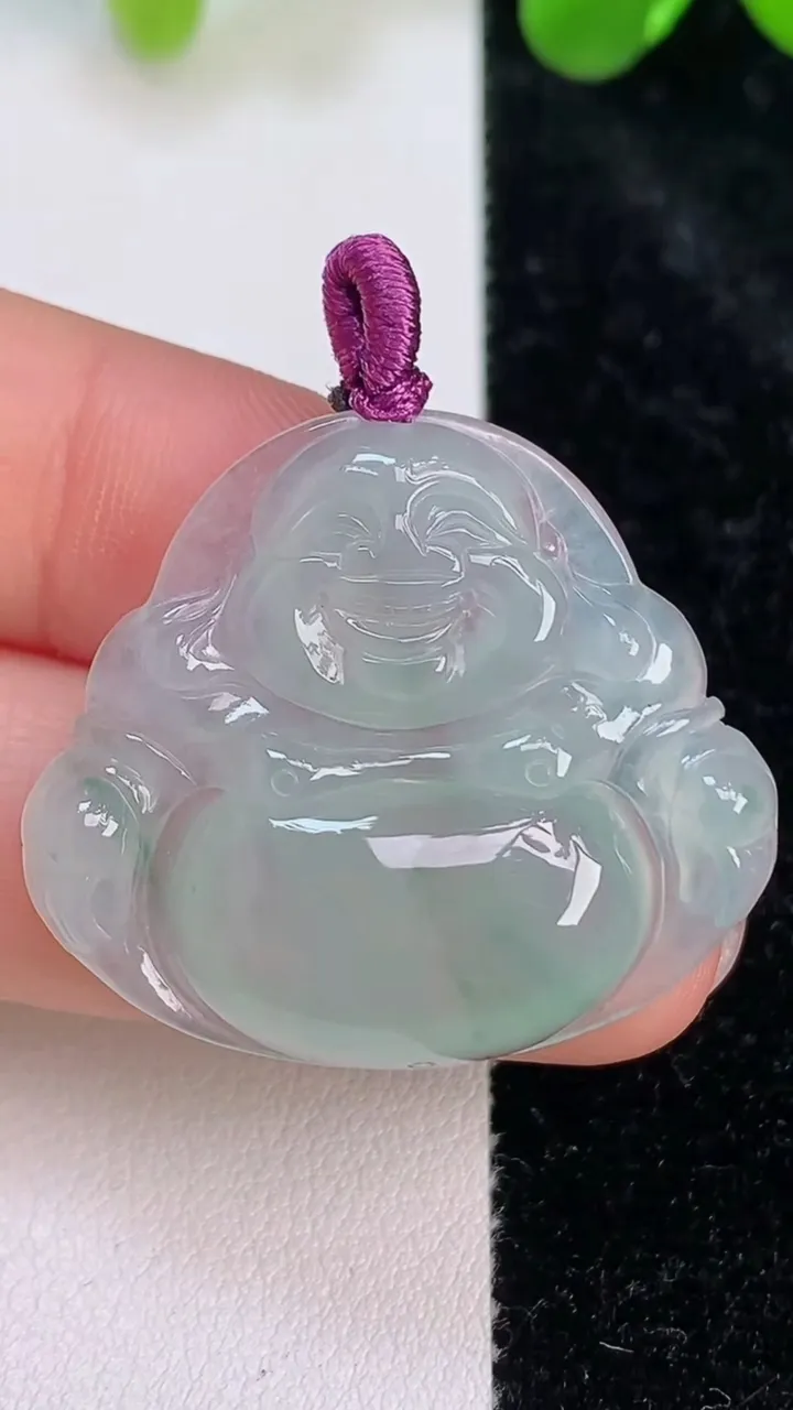 天然A货翡翠飘花佛公吊坠，尺寸29.2-33.3-6，重量:8.28g
7月11日